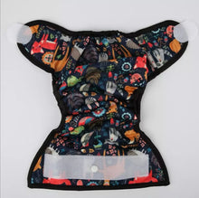 Load image into Gallery viewer, outside of Sigzagor one-size cloth nappy cover with velcro - cloth nappies - Peanut and Poppet UK
