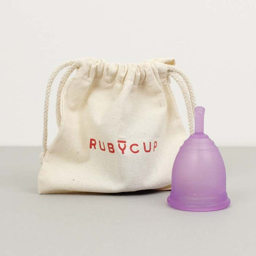 Ruby cup medium in purple with bag - eco-friendly period - Peanut and Poppet UK