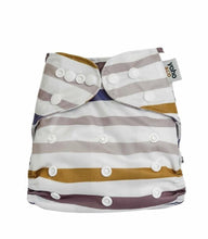 Load image into Gallery viewer, Yoho and Co Divided pocket nappy with hemp insert - eco friendly nappies - Peanut and Poppet UK
